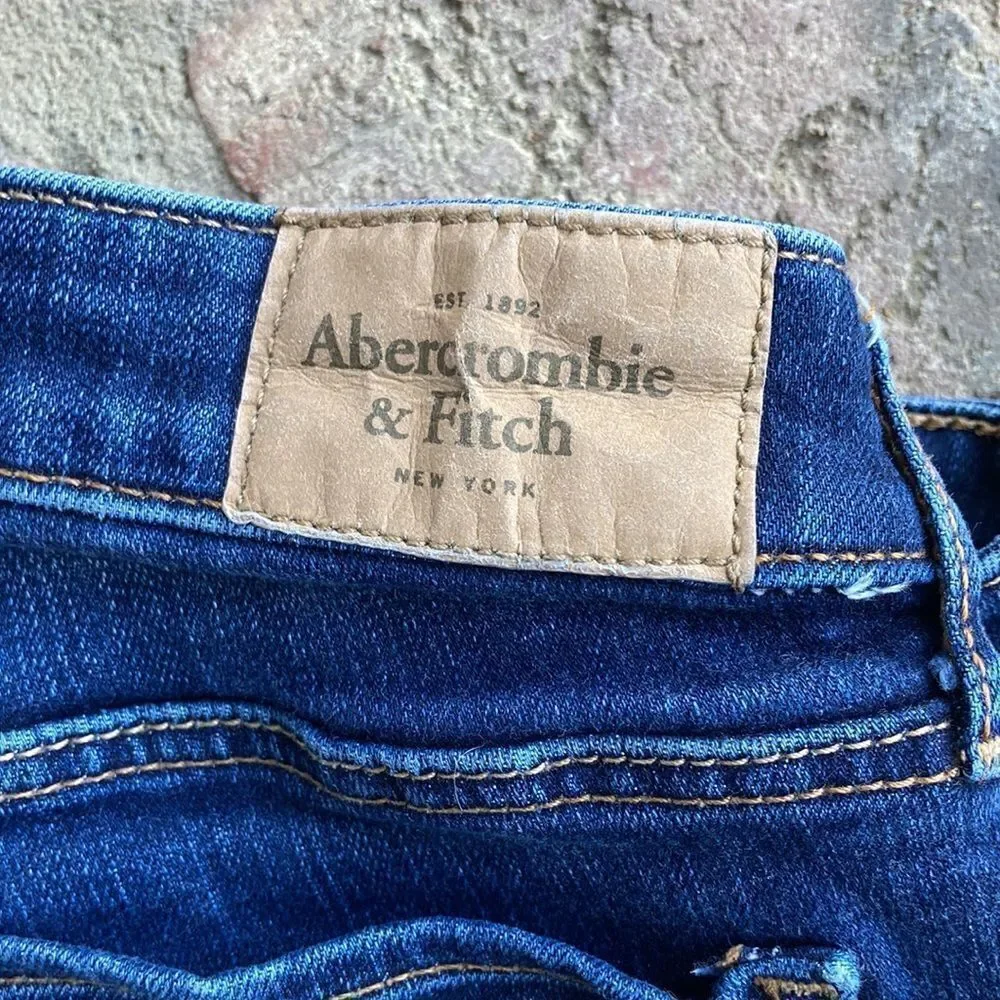 Abercrombie & Fitch Straight Leg Skinny Five Pocket Jeans Size 00R W 24 L 31 - Picture 4 of 16